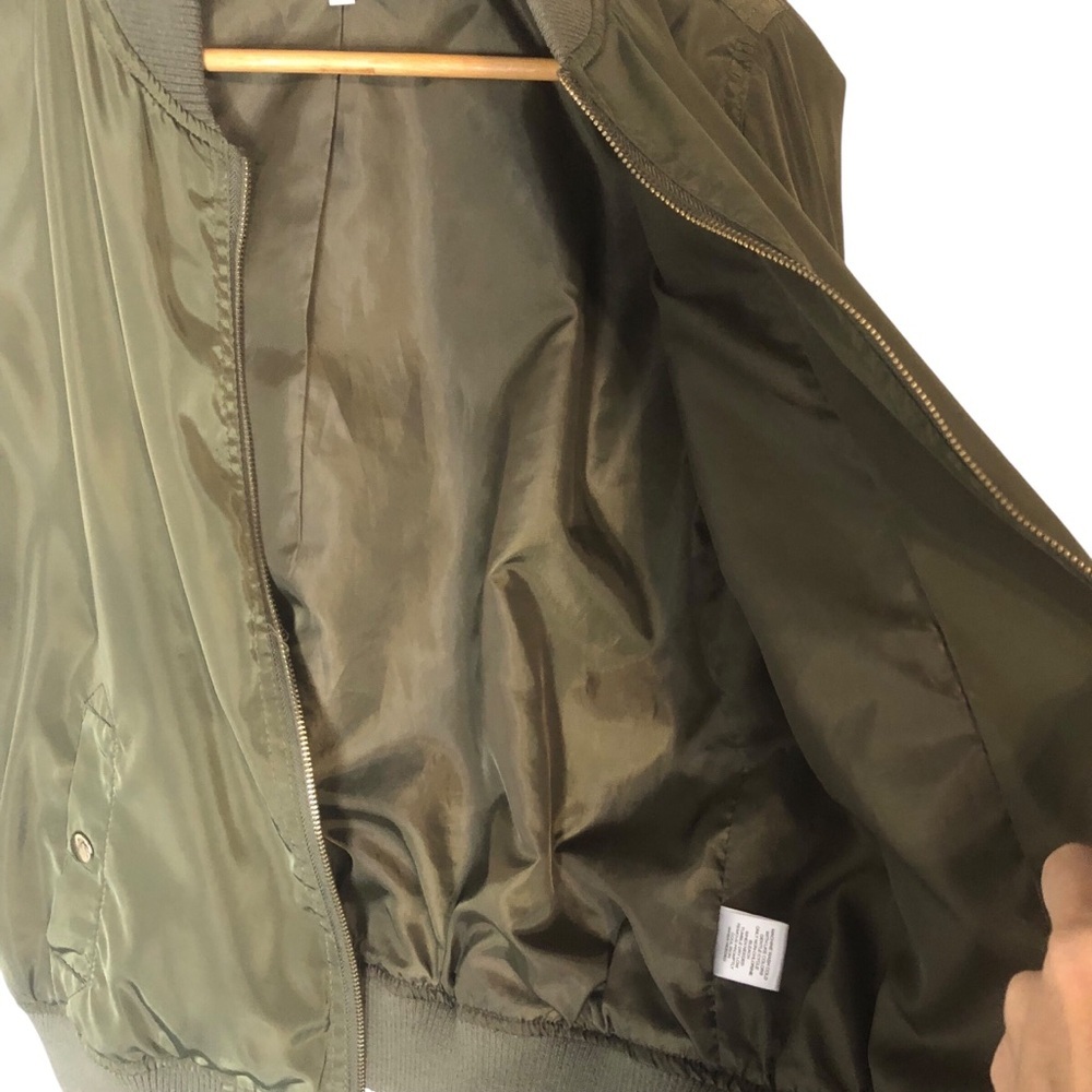 Vtg Y2K Charlotte Russe Satin Bomber Jacket Sz M Olive Green Street Grunge Rock - Picture 7 of 9